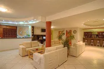 Hotel Krini 4*